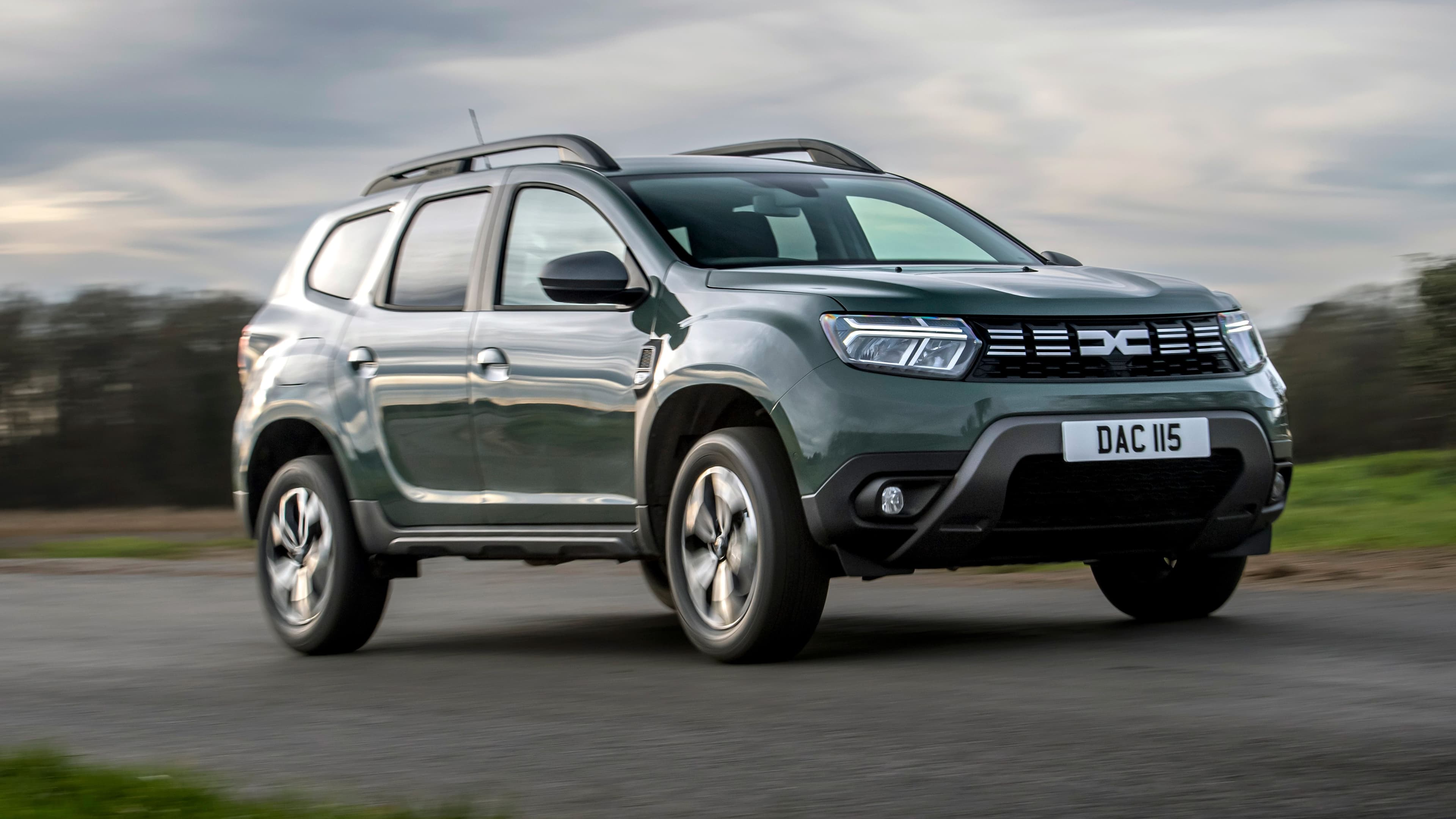 Dacia Duster review image